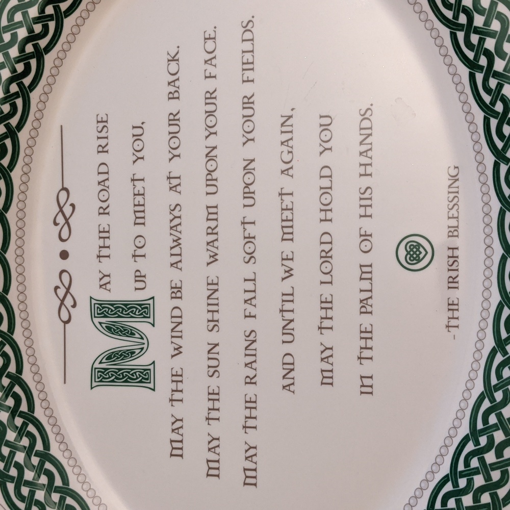 18" Melamine Oval Serve Tray Green Irish Blessing Tableware Wall Art Like New